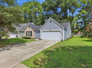 676 Farm Lake Dr, Bluffton, SC 29910
