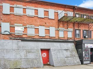 477 State St, Springfield, MA 01105