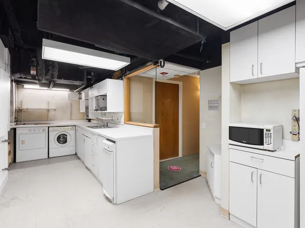 47 East 88th Street image 6 of 10