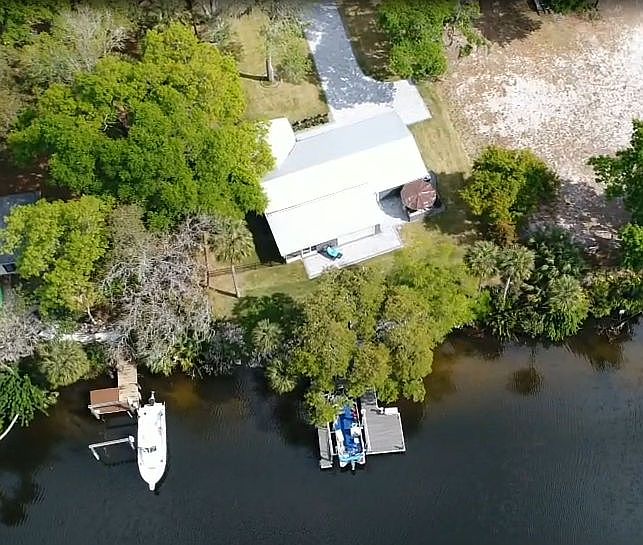 1st image of 6923 Fernandez Dr