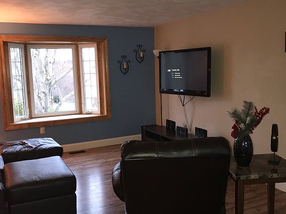 3rd image of 245 Eden Dr