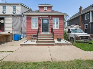 2915 Sommer Place, Bronx, NY 10465