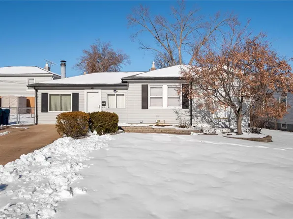 9407 Cloverhurst Dr, Saint Louis, MO 63123