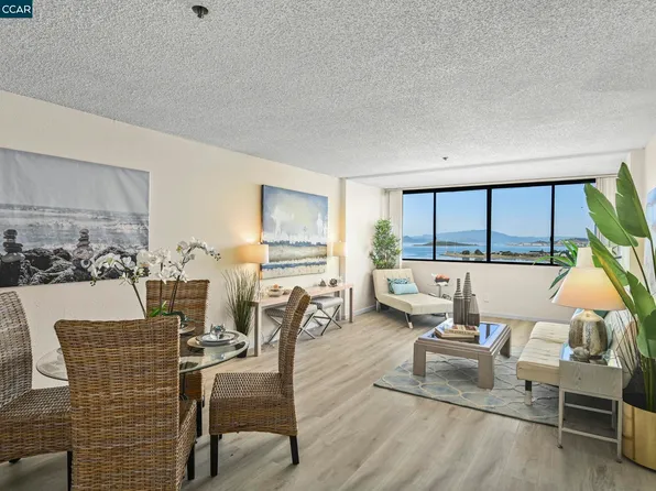 555 Pierce St APT 931, Albany, CA 94706