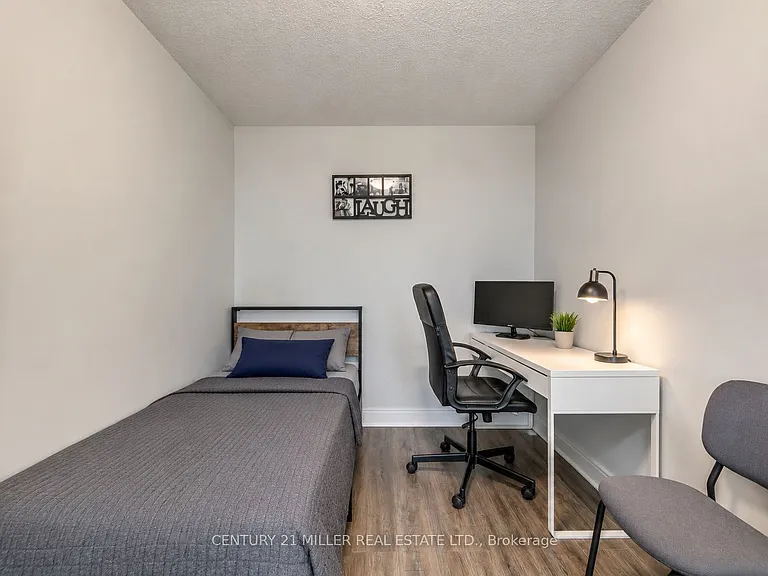 125 Village Green Sq #3803 — Photo 29