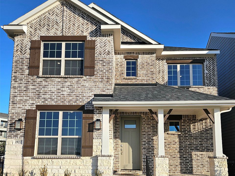 1st image of 1922 Waterwalk Dr