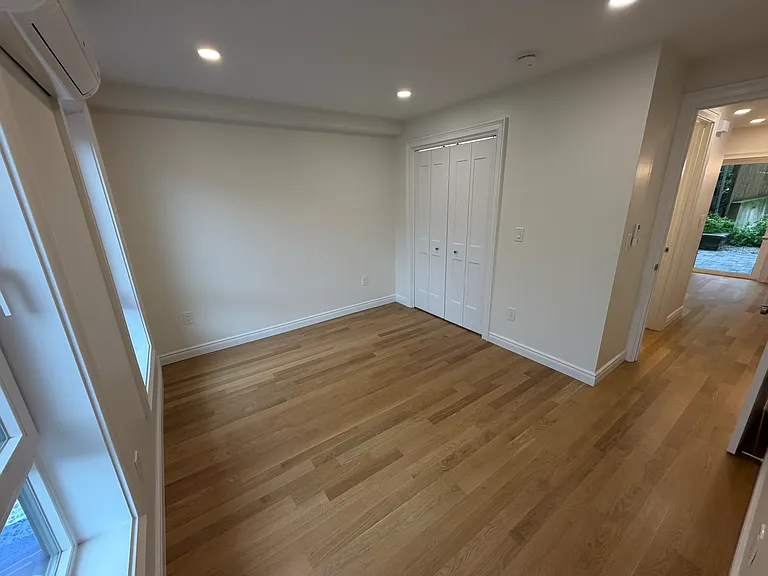 11 Burrill Pl #1 — Photo 9