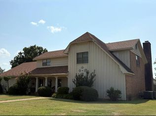 1301 Jane Ln, Greenwood, MS 38930
