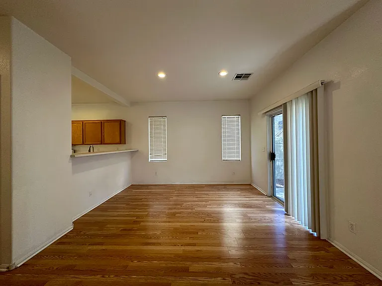 10440 Anacostia St — Photo 5
