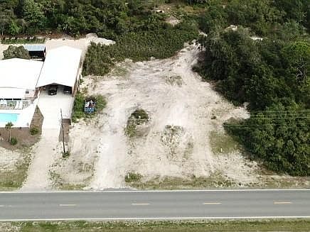5th image of 773 W Gulf Beach Dr