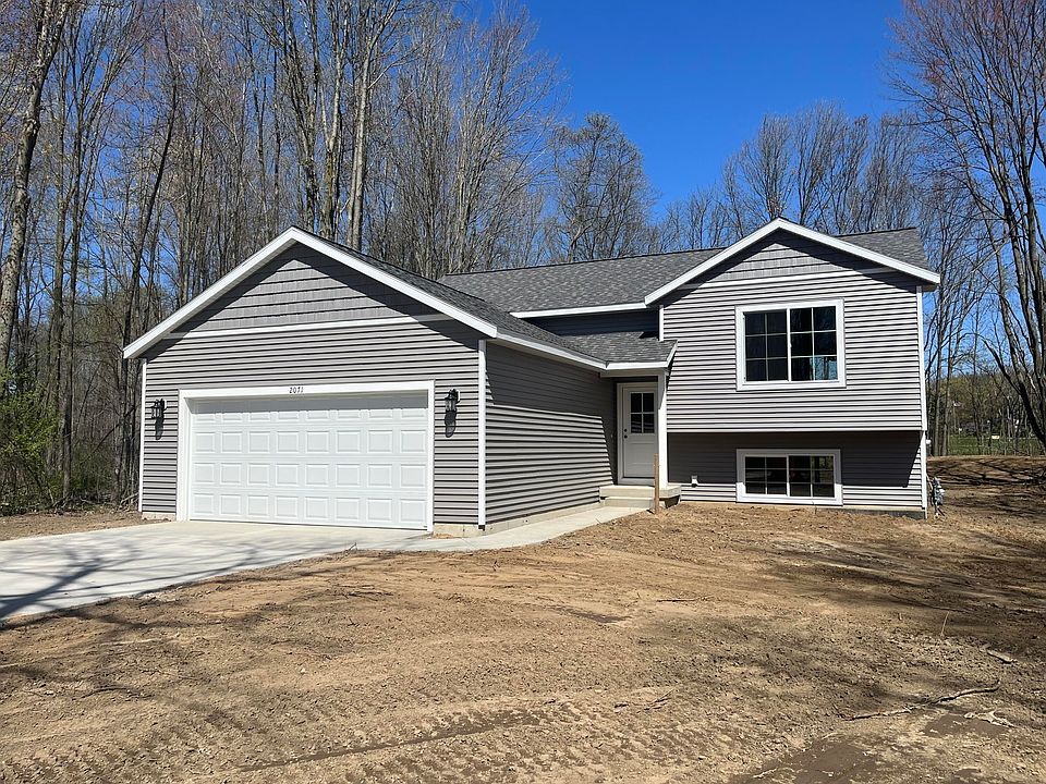 2071 Fairlane Ct, Otsego, MI 49078 | Zillow