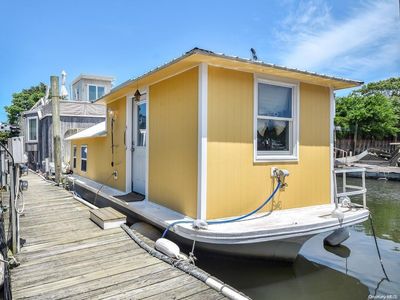 24 Matinecock Avenue, Port Washington, NY, 11050