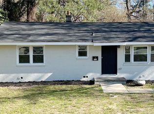 713 Robeson St, Fayetteville, NC 28305