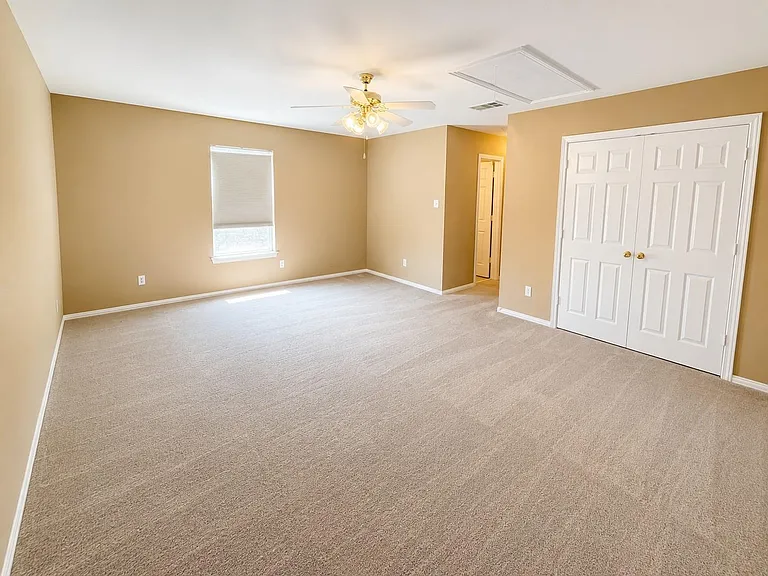 1818 Lake Texoma Cir — Photo 20