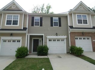 320 Anterbury Dr, Apex, NC 27502