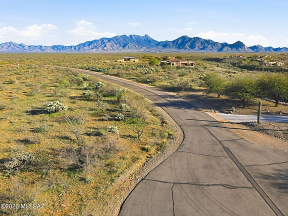 5th image of 657 E Canyon Rock Rd