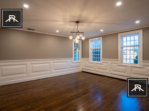 2nd image of 42 Puddingstone Ln