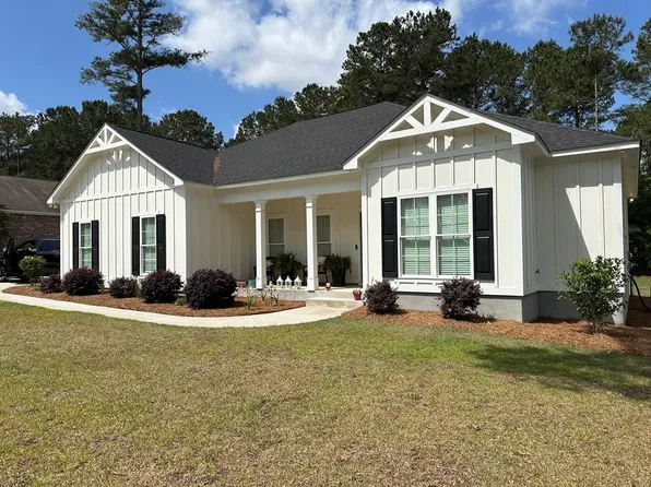 110 Quail Pines Ct, Sylvester, GA 31791