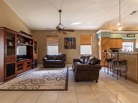 4th image of 8020 Canary Island Way