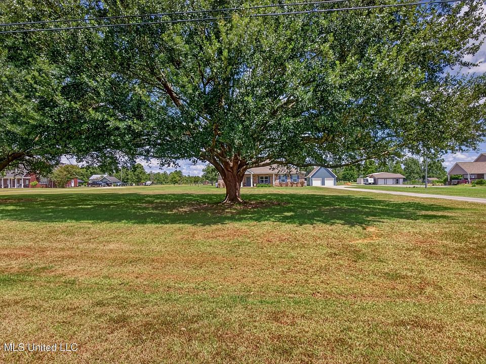 1st image of 8101 Pecan Ridge Dr