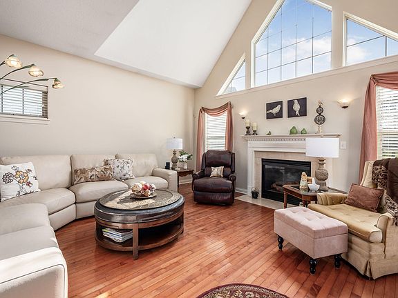 2nd image of 10115 Juliana Cir