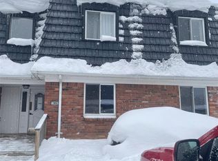 1804 Colonial Village Way APT 2, Waterford, MI 48328