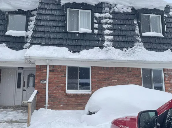 1804 Colonial Village Way APT 2, Waterford, MI 48328