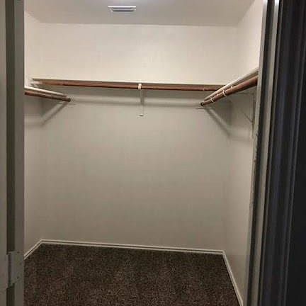 4th image of 4600 Leslie Ln