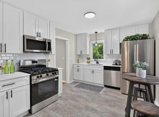7070 Claude Ave, Inver Grove Heights, MN 55076
