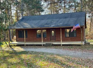 2433 W Maplehurst Dr, Roscommon, MI 48653