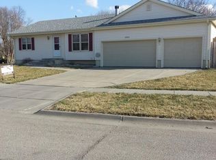 2915 Channel Dr, Lincoln, NE 68516
