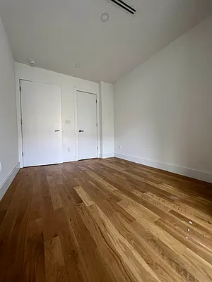 Rented by Compass | media 33