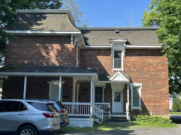 33 Park St APT 1, Canton, NY 13617