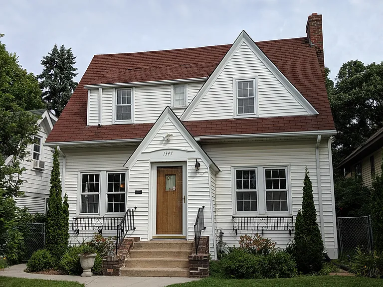 1347 Highland Pkwy — Photo 1