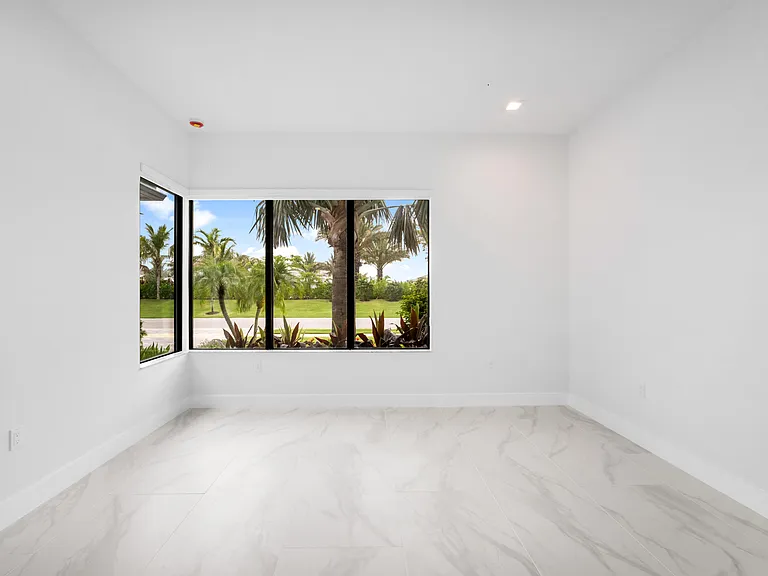 20262 Rosewood Garden Way — Photo 39