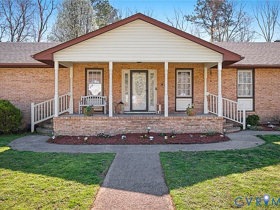 3rd image of 107 Oxford Rd