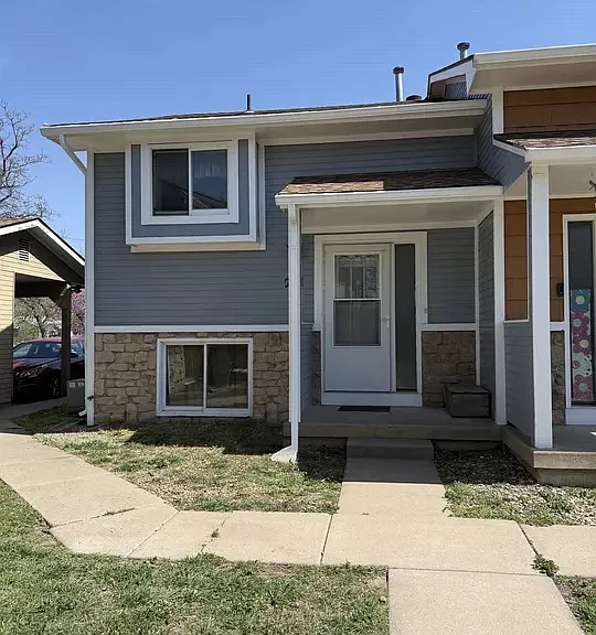 3210 S Handley St #201 — Photo 1
