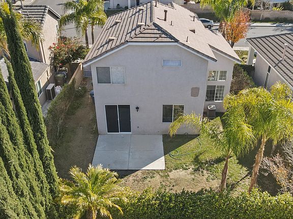3rd image of 27941 Sunset Hills Dr