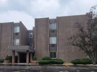 1117 Leavitt Ave APT 108, Flossmoor, IL
