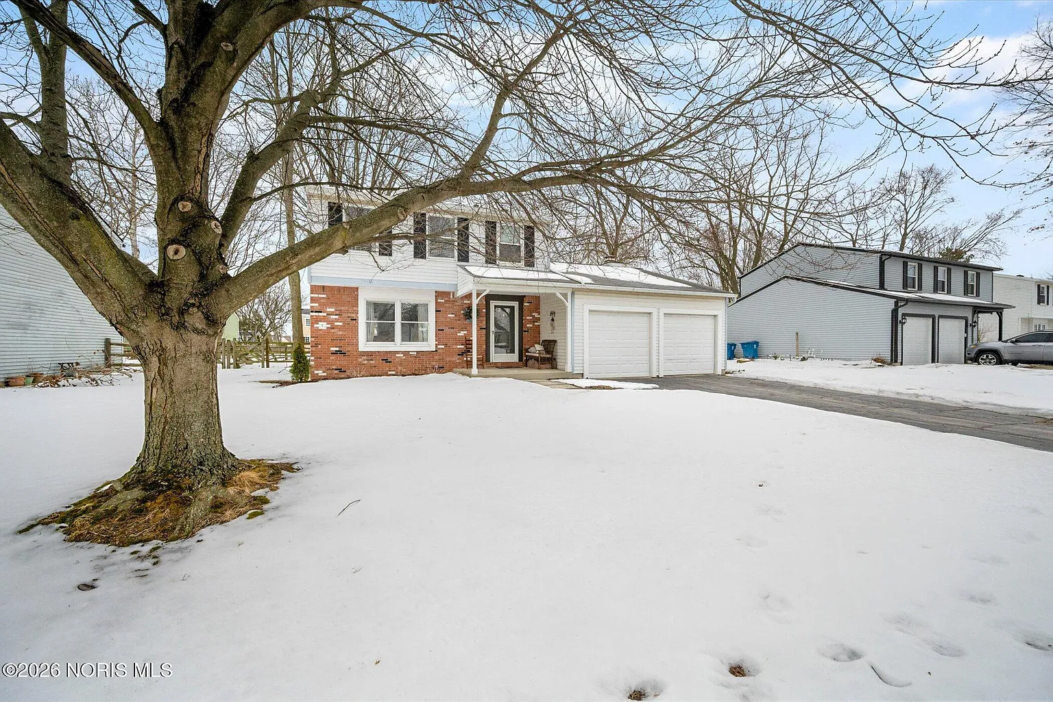 3906 Farmbrook Dr photo 1