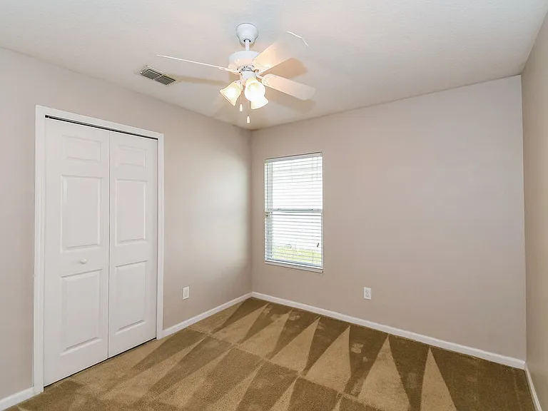 133 N Aberdeenshire Dr — Photo 13