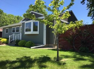 806 15th Ave SE, Aberdeen, SD 57401