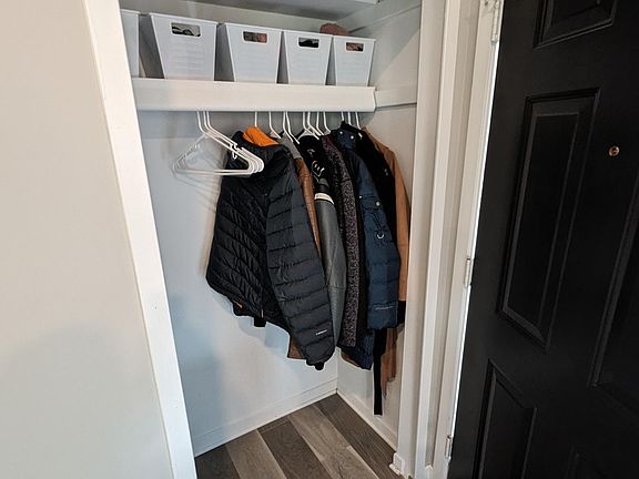 5th image of 618 Winwood Cir