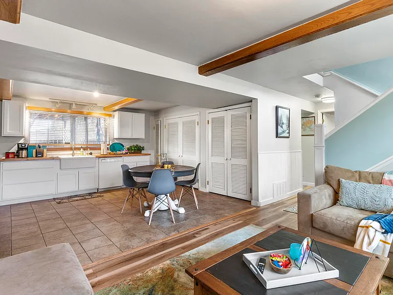 1402 Mears Dr #2 — Photo 12