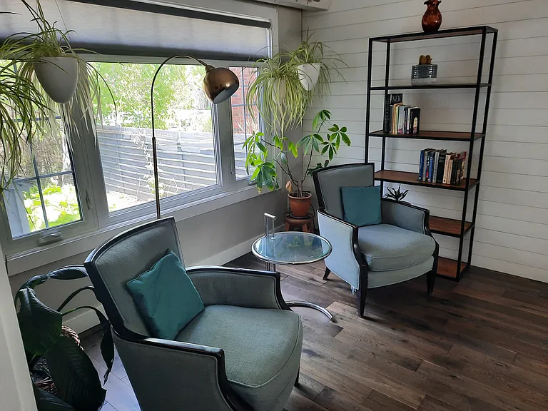62 Eugenia St — Photo 15