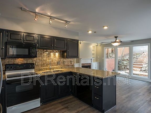 5th image of 876 Argonne Ave NE