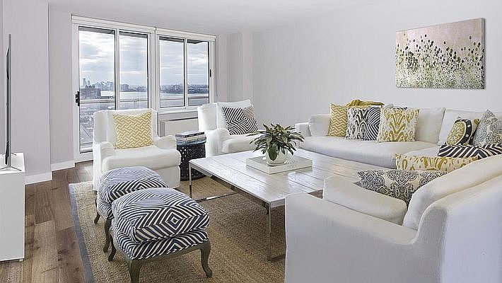 1st image of 560 W 43rd St APT 30g