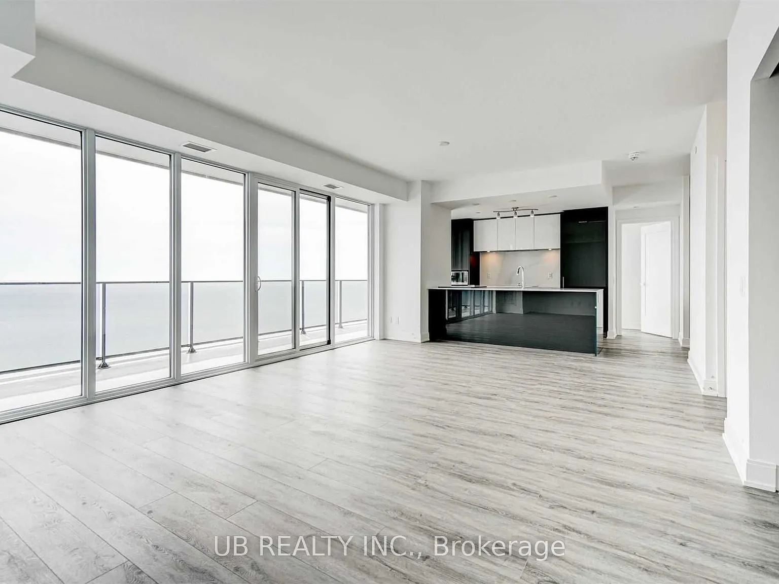3 bed, $5,800 — Photo 2
