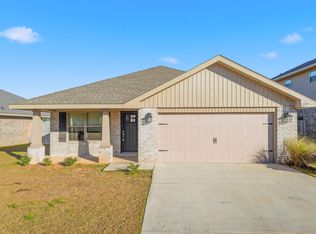 217 Baycliff Dr, Crestview, FL 32536