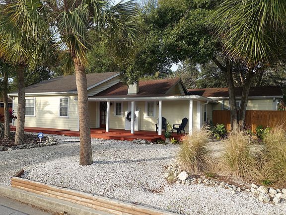 2nd image of 4153 Sarasota Ave